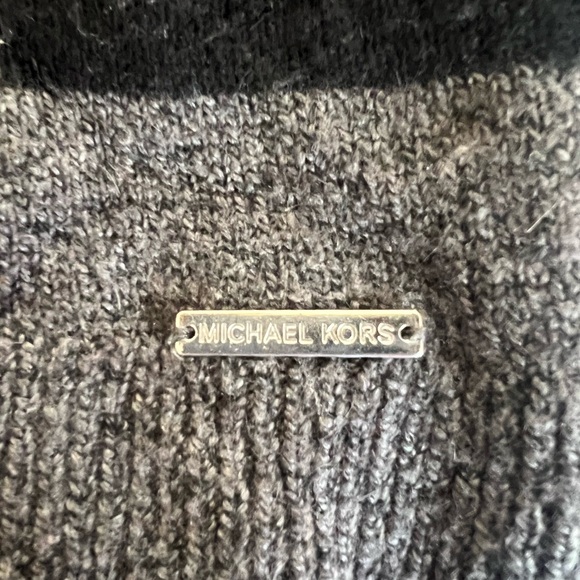 Striped Michael Kors gray/black turtleneck sweater - Size L - Picture 6 of 7
